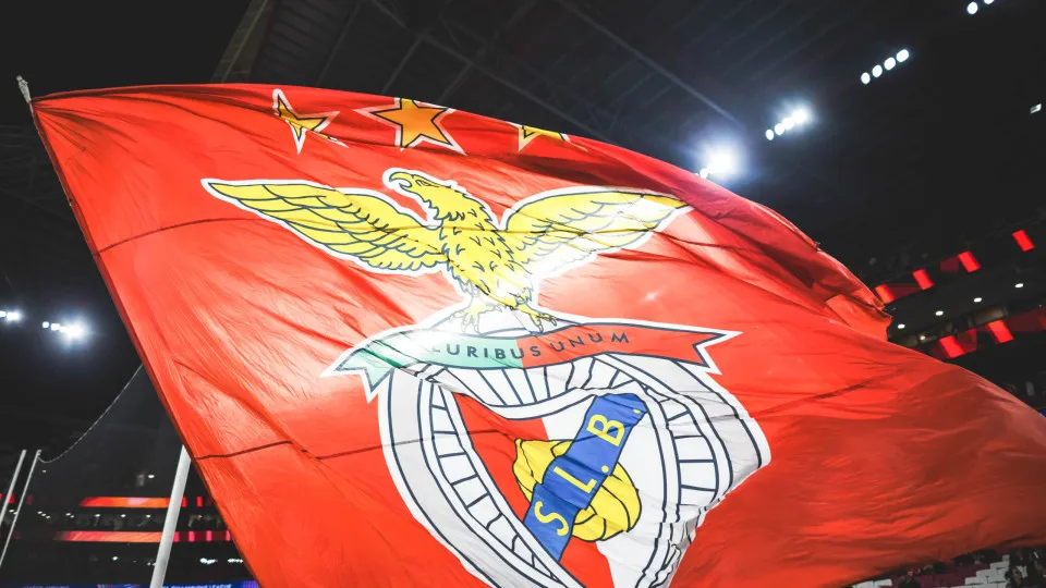 Benfica suspende sócios por atos racistas na Champions