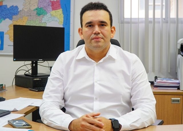 João exonera aliado de Jhony e nomeia indicado de Lucas 