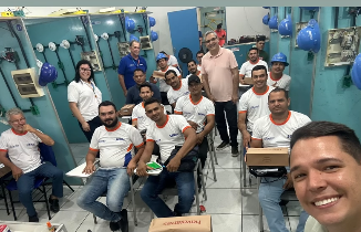 Curso de eletricista segue em andamento no CRAS do Cordeiro 