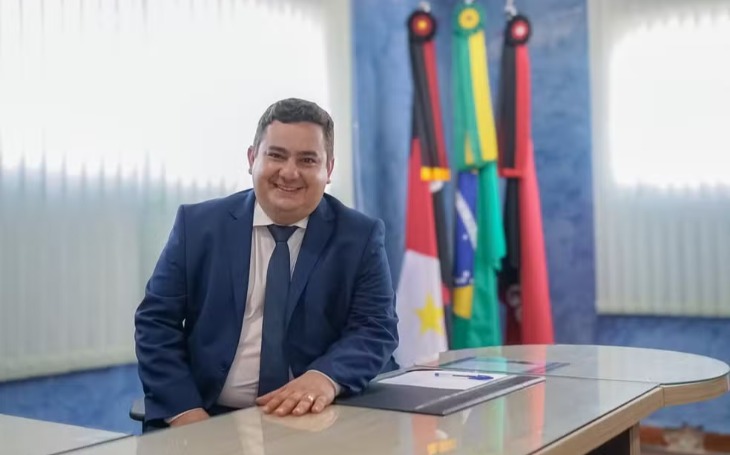 Gaeco cumpre mandado na casa do prefeito de Jacaraú