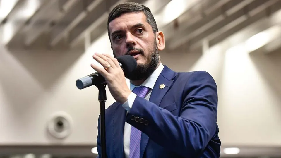 Rodrigo Bacellar é preso pela PF por ordem do STF