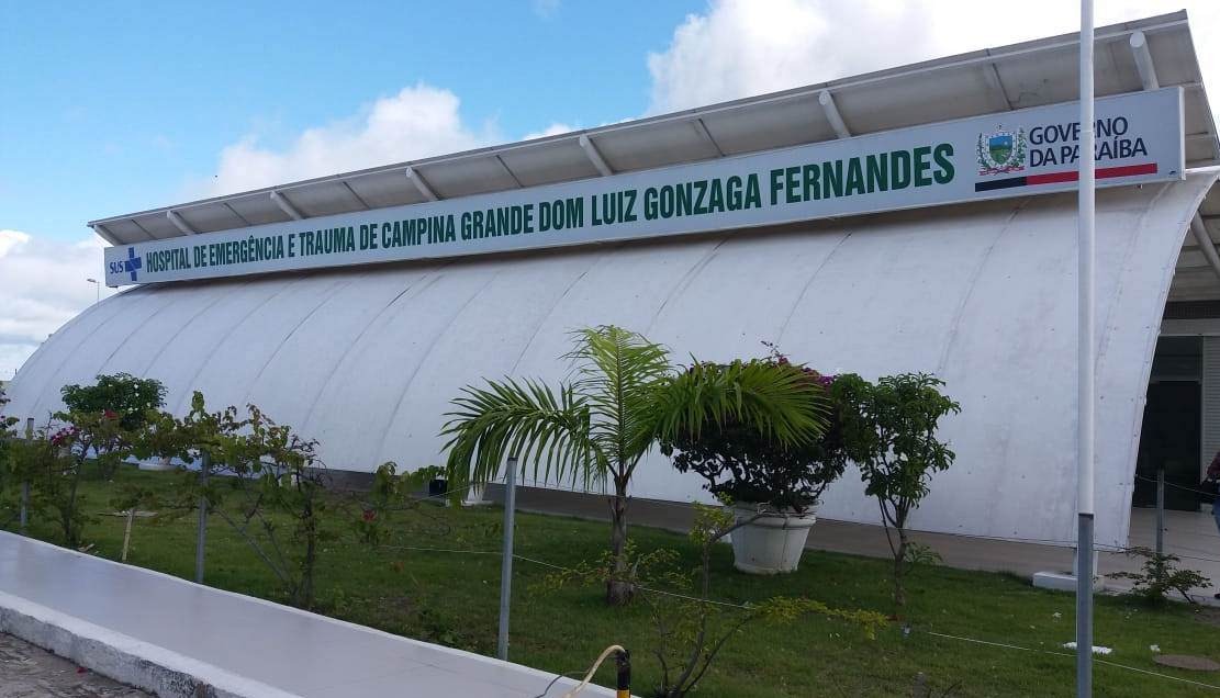 Homem finge ser médico e aplica golpes no Trauma de Campina