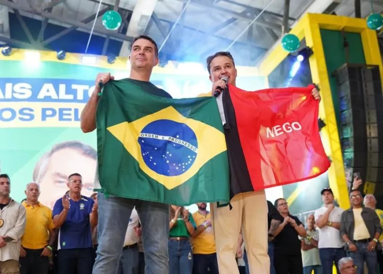 Efraim Filho se filia ao PL e lança pré-candidatura ao governo da PB 