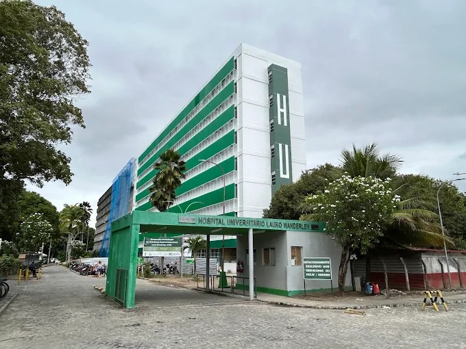 Servidores de hospitais universitários da Paraíba entram em greve nacional