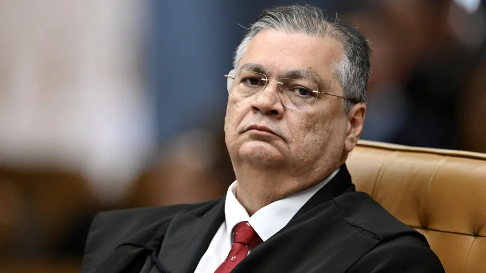 Flávio Dino suspende quebras de sigilo da CPI do INSS