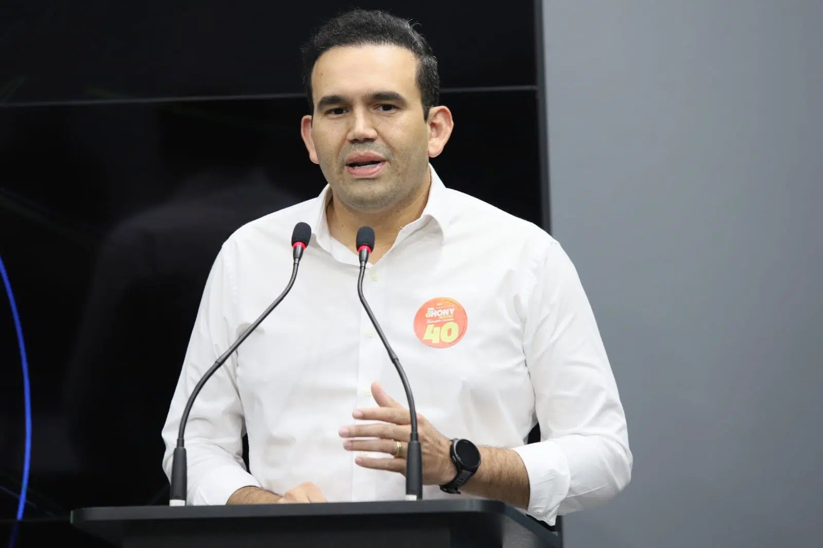 Jhony Bezerra condiciona permanência no Avante a apoio a Cícero Lucena 