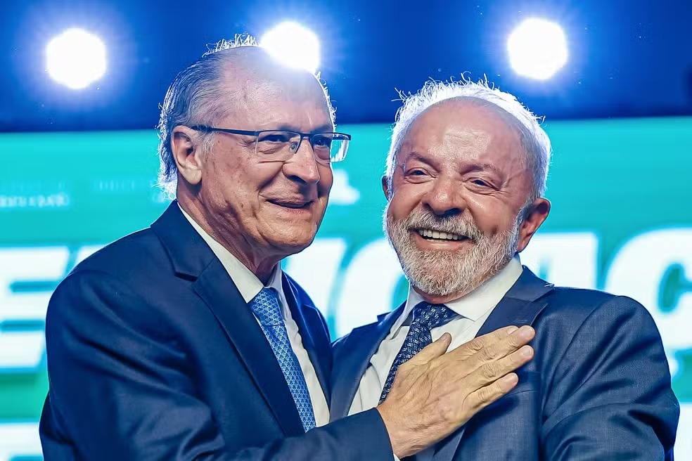 Lula confirma Alckmin como vice na chapa de 2026