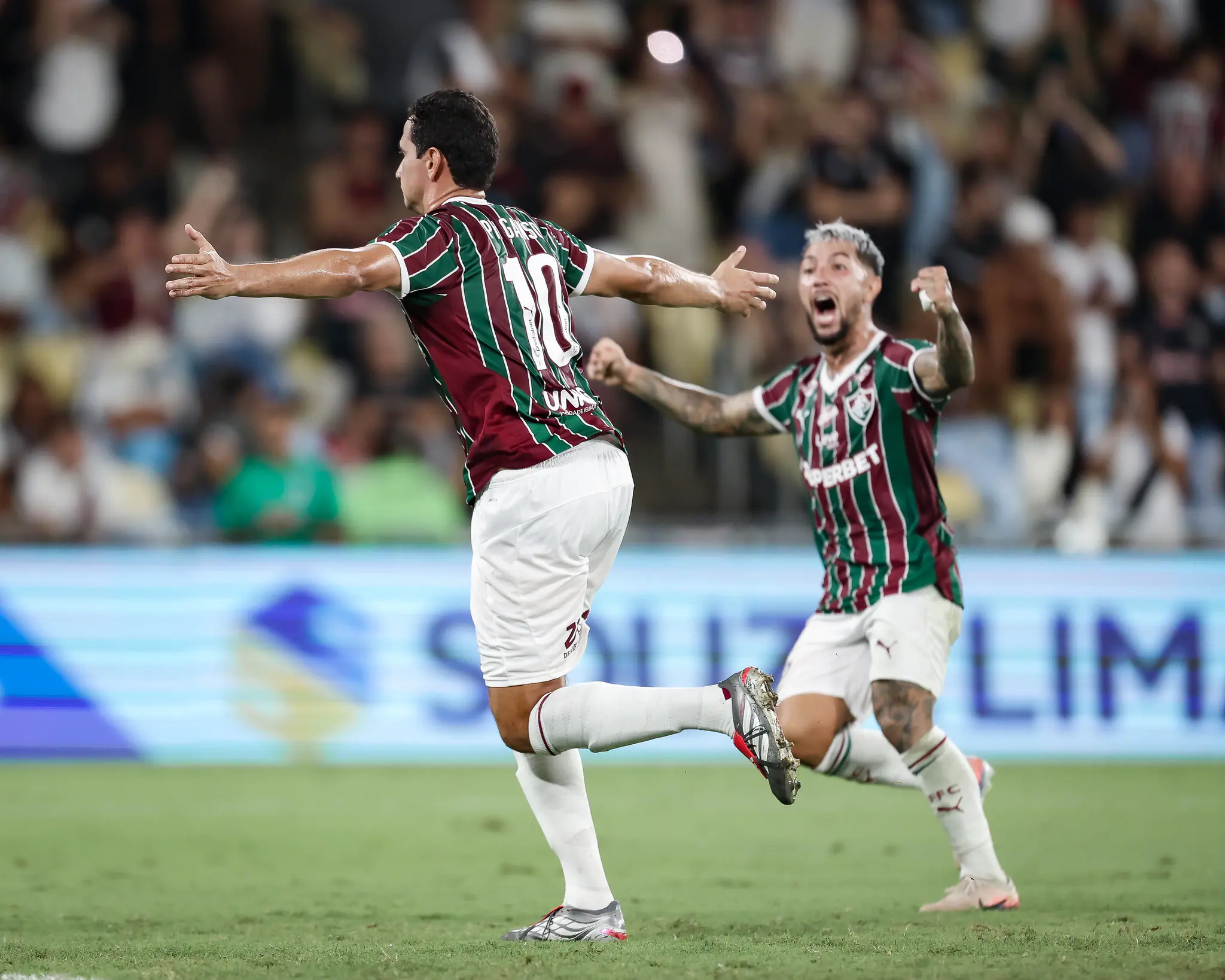 Fluminense empata com Vasco da Gama e vai à final