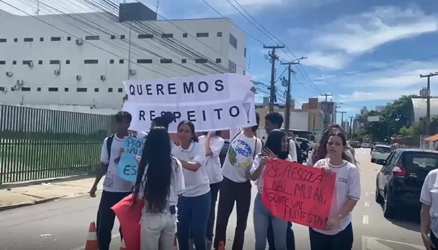 Estudantes denunciam problemas em escolas estaduais de João Pessoa